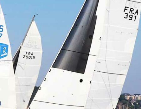 Grand-voile en régate